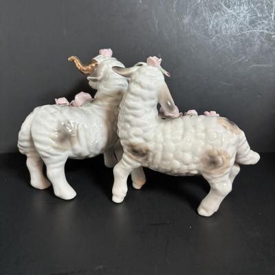 LOT 112: Limited Edition Hallmark Olympic Medalist Musical Snow Globe, Crabtree & Evelyn Mug, Porcelain Farm Animals & Pimpernel...