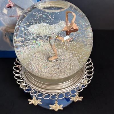 LOT 112: Limited Edition Hallmark Olympic Medalist Musical Snow Globe, Crabtree & Evelyn Mug, Porcelain Farm Animals & Pimpernel...