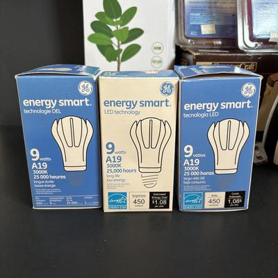 LOT 115: Vintage Mallard Duck Planter, Sears Iron, Indoor Led Grow Light & More