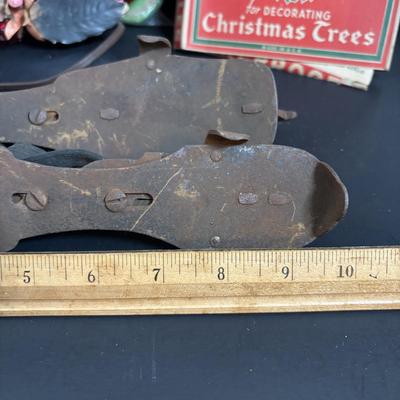 LOT 117: Vintage Christmas: Clamp-on Metal Ice Skates, REAL Tinsel, Red Cellophane Christmas Wreaths w/Electric Candles, Foil/Tinsel...