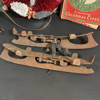 LOT 117: Vintage Christmas: Clamp-on Metal Ice Skates, REAL Tinsel, Red Cellophane Christmas Wreaths w/Electric Candles, Foil/Tinsel...