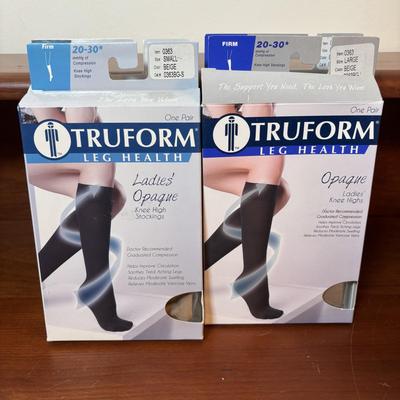 LOT 120: Truform Leg Health Knee High Stockings