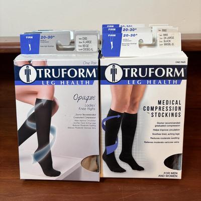 LOT 121: Truform Leg Health Medical Compression Stockings & Knee-High Stockings