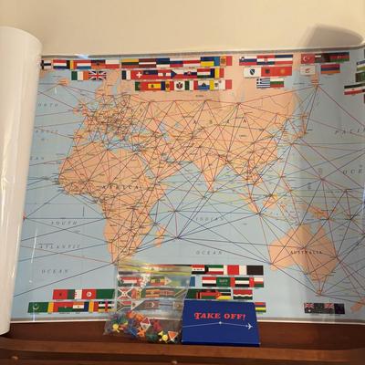 LOT 123: Vintage Games: Rebound, Easy Money, Game of the States, Hi Q and others