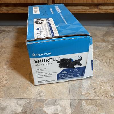 LOT 124: Pentair Shur Flo Aqua King II Fresh Water Pump