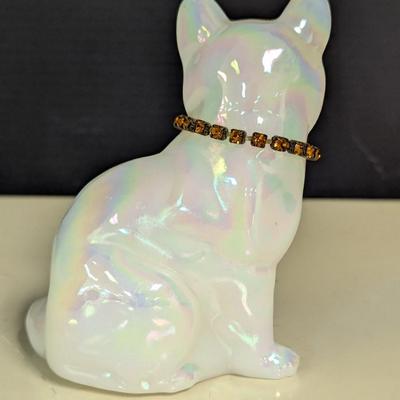 Vintage Fenton Glass Opalescent White Cat June Birthstone Signed T. Gaskins
