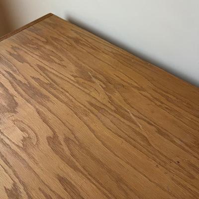 Thornwood Oak TV-Entertainment Center (O-BC)