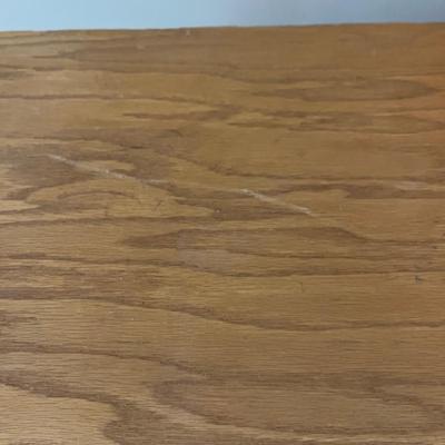 Thornwood Oak TV-Entertainment Center (O-BC)