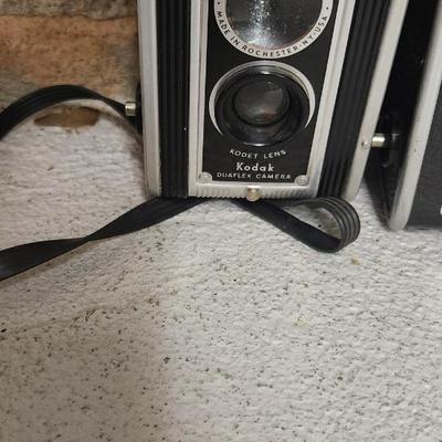 Sale Photo Thumbnail #151: Argoflex with Flash attachment, Pair of Dualflex II, a Kodak Dualflex ,Bell and Howell Electric Eye 127