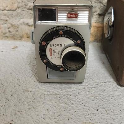 Sale Photo Thumbnail #286: Kodak Brownie, Kodak Brownie II, Medallion 8, Kodak M80 and a Revere 8