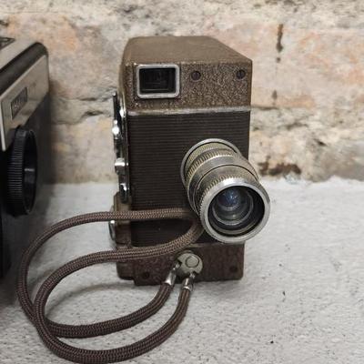 Sale Photo Thumbnail #290: Kodak Brownie, Kodak Brownie II, Medallion 8, Kodak M80 and a Revere 8