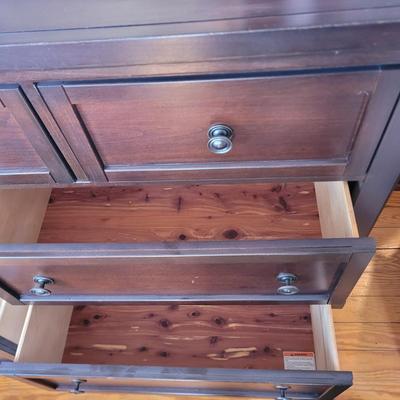 Sale Photo Thumbnail #394: Measures 5' 5" wide, 3'6" tall and 19" wide, in good shape!