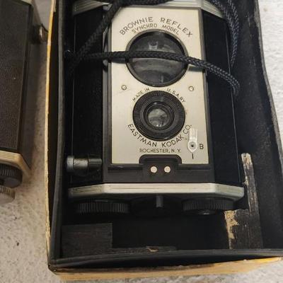 Sale Photo Thumbnail #408: Mixed lot of Brownies