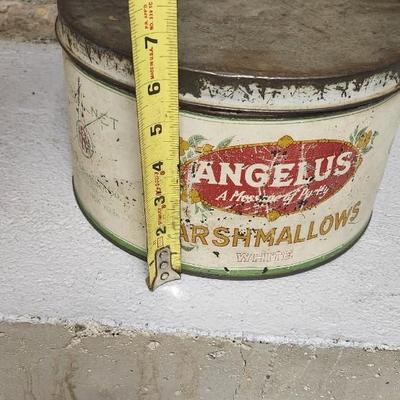 Sale Photo Thumbnail #415: Neat old marshmallow tin - In very used condition but notice the cracker Jacks branding on it as well as the Good Housekeeping Seal :D