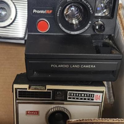 Sale Photo Thumbnail #483: Sears 127, Kodak Instamatic 104, Polaroid Pronto!RF, couple square shooter 2, Swinger