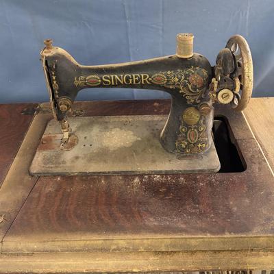 Singer Sewing Machine in Cabinet