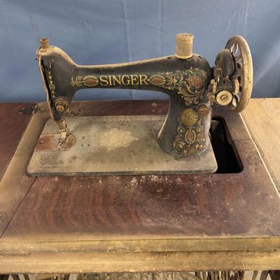 Singer Sewing Machine in Cabinet