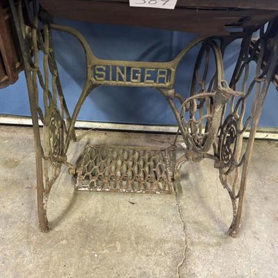 Singer Sewing Machine Cabinet