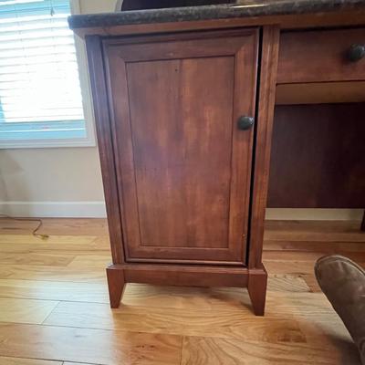 Office Desk with Hutch Top (O-BC)