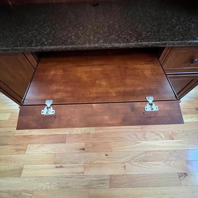 Office Desk with Hutch Top (O-BC)