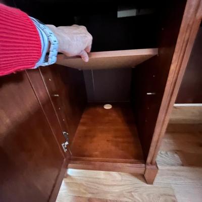 Office Desk with Hutch Top (O-BC)