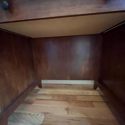 Office Desk with Hutch Top (O-BC)