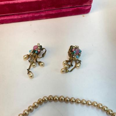 565 Vintage Marvella faux Pearl Necklace & Earring set with Crystal Necklace