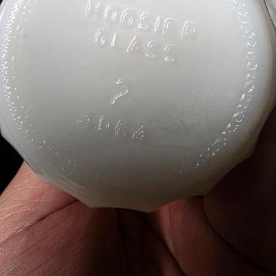 Vintage Milk Glass Bud Vase Trio Bundle – Hoosier “Swirl” + Anchor Hocking “Stars & Bars” (Mid-Century Wedding Decor)