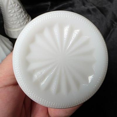 Vintage Milk Glass Bud Vase Trio Bundle – Hoosier “Swirl” + Anchor Hocking “Stars & Bars” (Mid-Century Wedding Decor)