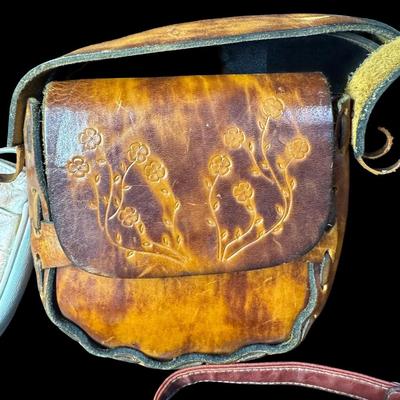 Sale Photo Thumbnail #357: Includes Nine West, Relic, XOXO, Esprit, and more. Total of eight pieces. Age related wear. Pre-auction estimate: $50-$100. [JP]