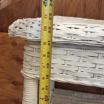 Sale Photo Thumbnail #524: Notice the damage to the small chair and the top of the wicker