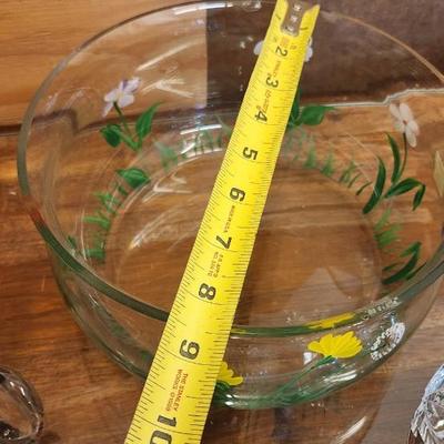 Sale Photo Thumbnail #540: Large lot of bowls/crystal pieces. Some are chippy