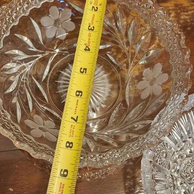 Sale Photo Thumbnail #530: Large lot of bowls/crystal pieces. Some are chippy