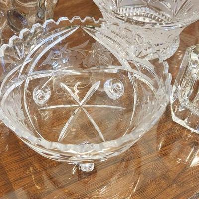 Sale Photo Thumbnail #536: Large lot of bowls/crystal pieces. Some are chippy