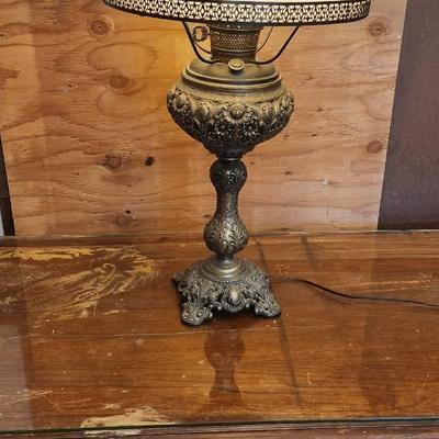 Sale Photo Thumbnail #552: Gorgeous antique lamp with glass shade. Chimney has been replaced. Fantastic piece