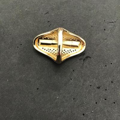 Sale Photo Thumbnail #178: Gorgeous fashion ring please see attached photos