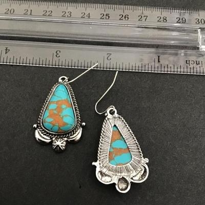 Sale Photo Thumbnail #194: Very nice fashion earrings please see attached photos