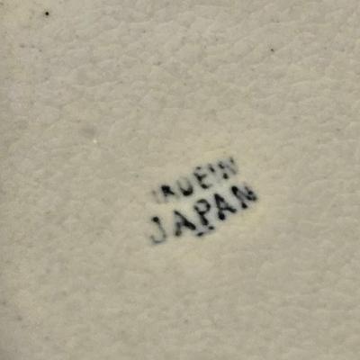 LOT 18: Grandeur Noel Hand Painted Porcelain Angel Set Collector's Edition, Crystal Vase, Vintage Millville National Bank (Wheaton...