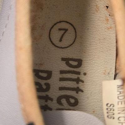 LOT 20: Child Size 1950s Skirt Set with Saddle Shoes