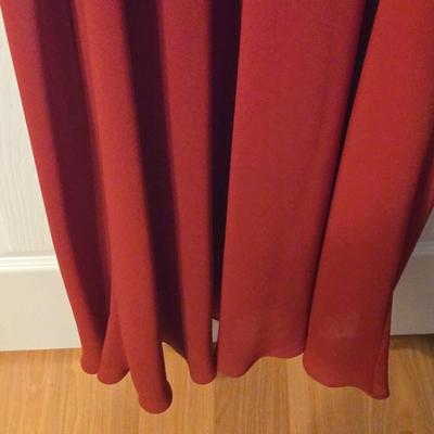 LOT 21: Two Dresses Sz. 14