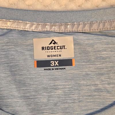 LOT 29: Two Pairs of Women's Lounge Pants, 4 Tank Tops, and 1 Long Sleeve Shirt- Plus Size