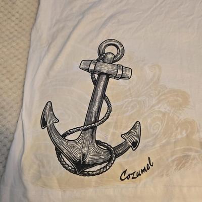 LOT 33: Women's Lounge Pants, Two Pairs of Slippers, and Two DelSol TShirts Which Change Color in Sunlight