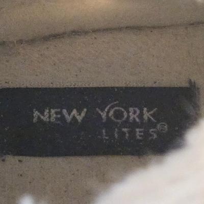 LOT 33: Women's Lounge Pants, Two Pairs of Slippers, and Two DelSol TShirts Which Change Color in Sunlight