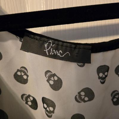 LOT 33: Four Women's Tops Sz. 3X