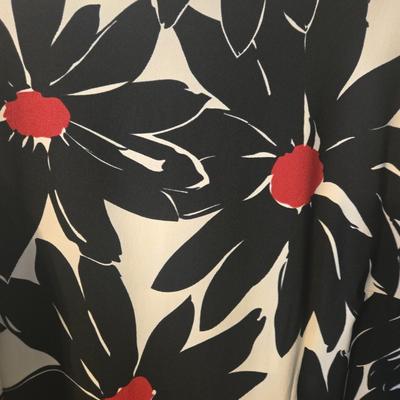 LOT 39: Four Women's Plus Size Dresses