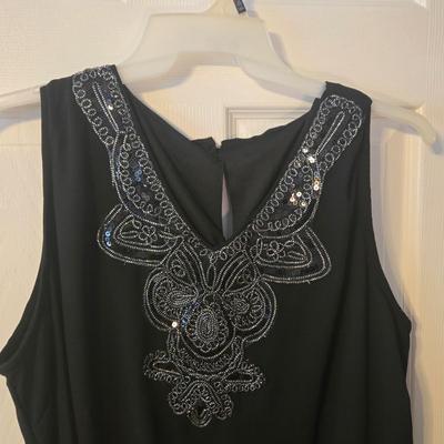 LOT 39: Four Women's Plus Size Dresses