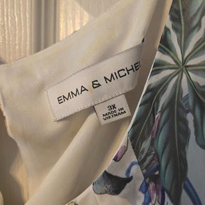 LOT 39: Four Women's Plus Size Dresses