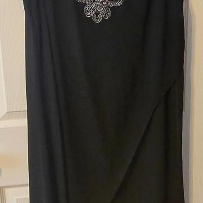 LOT 39: Four Women's Plus Size Dresses