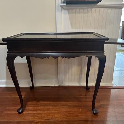 Vintage Queen Anne Style Accent Table with Pull-Out Trays
