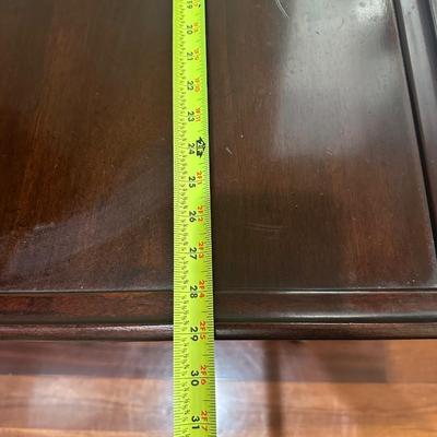 Vintage Queen Anne Style Accent Table with Pull-Out Trays